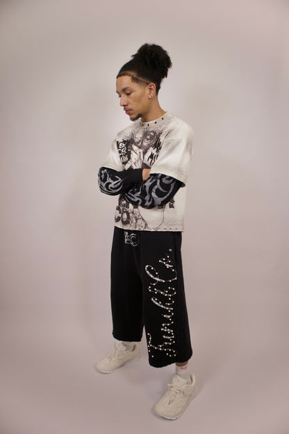 "T&C" BLACK 3/4 OVERSIZED SHORTS